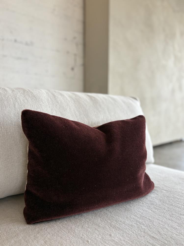 Mohair sierkussenhoes Amy merlot 50 x 30 cm