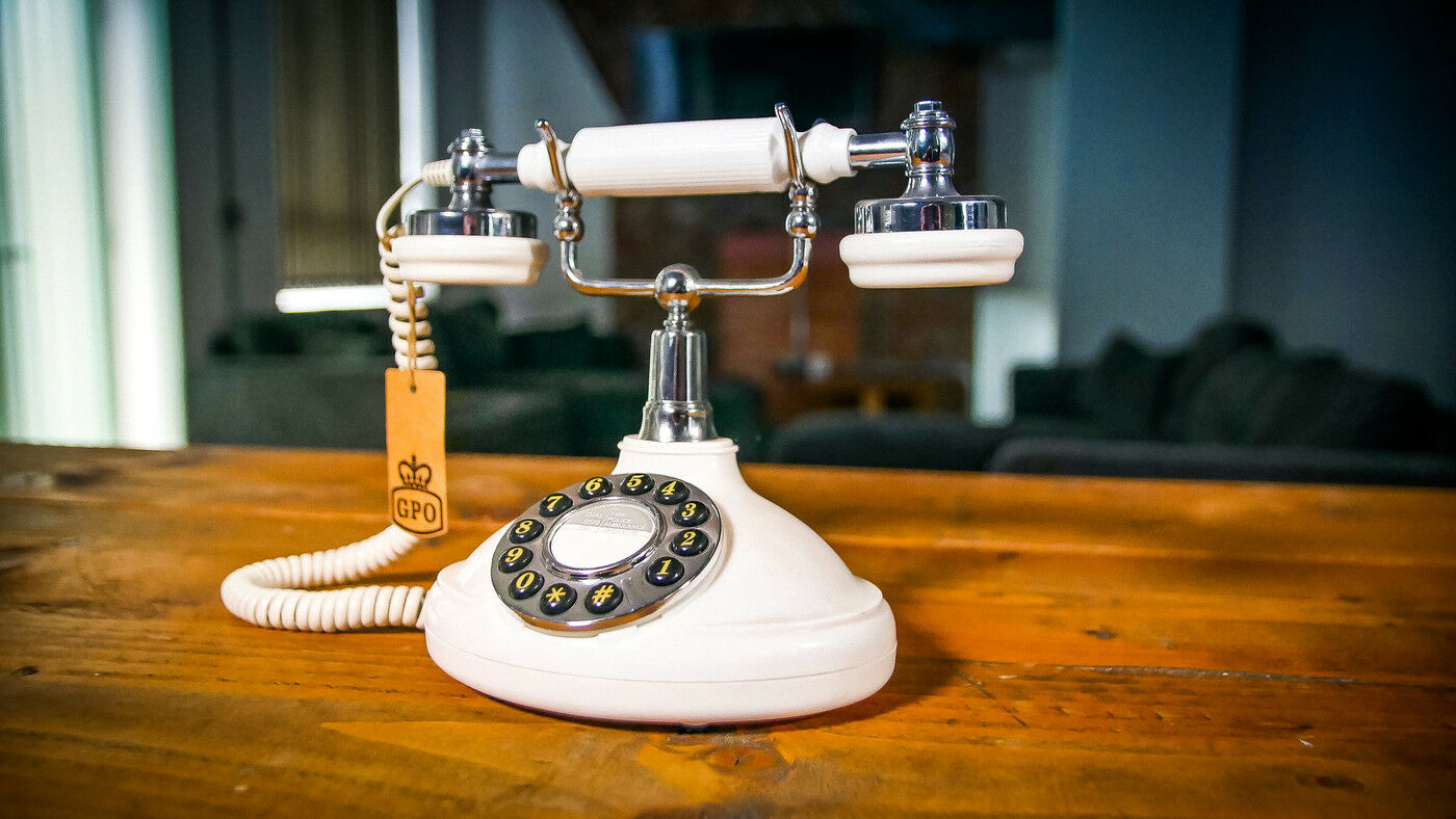 GPO Opal telefoon met klassiek jaren ‘20 ontwerp