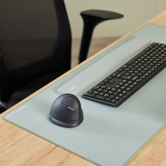 Ergonomische muis Fellowes Breyta Plus+ verticaal draadloos large links – foto 4